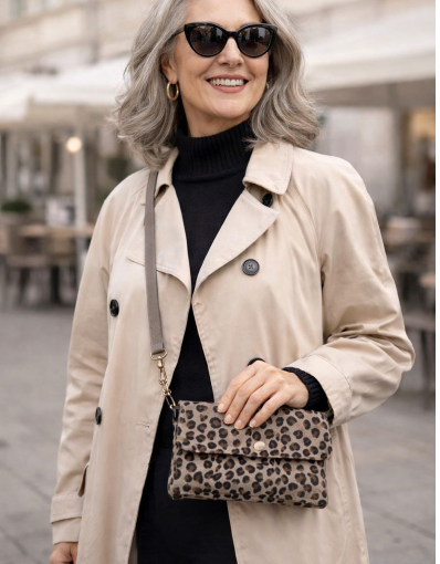 Leo Leder Umhängetasche klein mit Gurt und Druckknopf