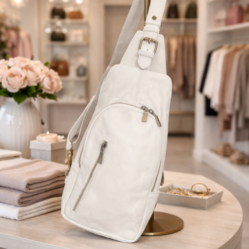 Sling-Bag aus echtem Leder...Stil trifft Funktionalität...in 4 Farben:  ecru (hellelfenbein), schwarz, blau und braun (cognac)